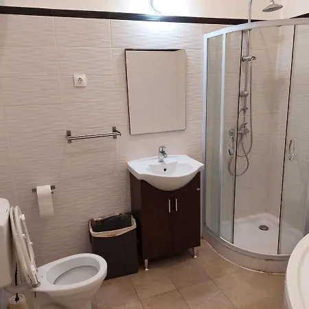 Apartment Miki's *